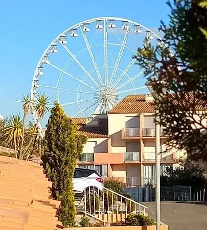 Apartment With Balcony Near Ile Saint-Martin *