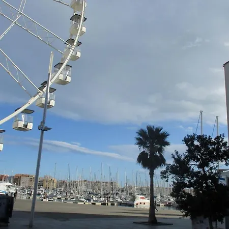 Apartment With Balcony Near Ile Saint-Martin * Agde